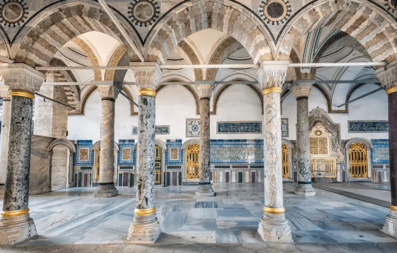 Estambul: Tour Guiado por el Palacio de Topkapi y el Harén con Entrada